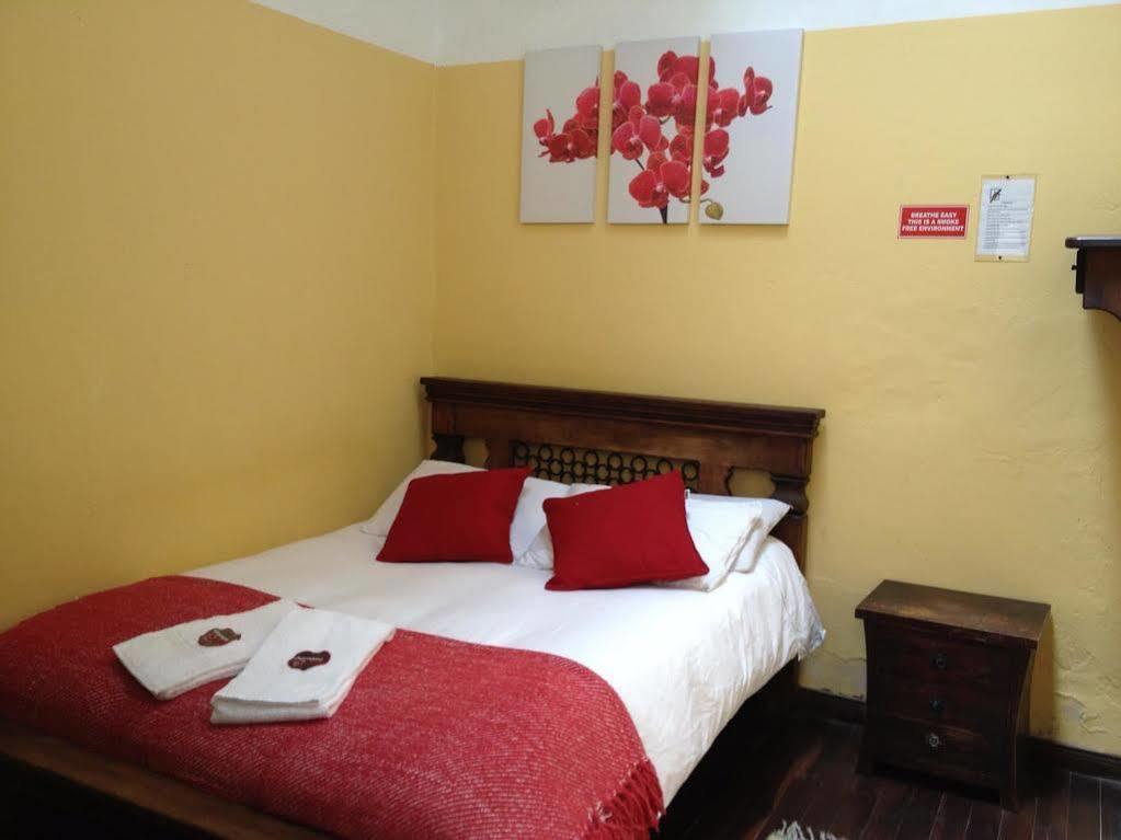 Chocolate Hostel Bogotá Esterno foto